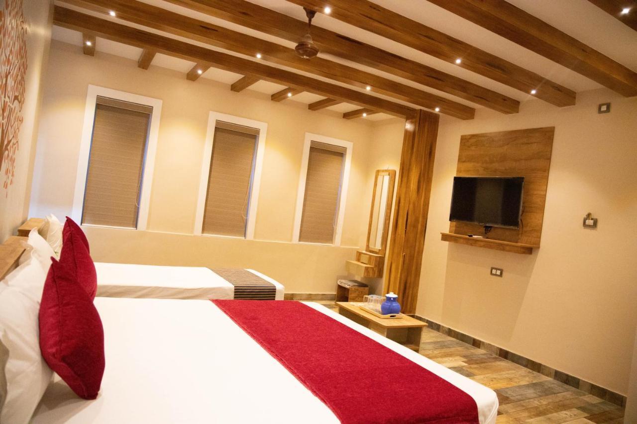 Hotel Ganesh Palace Rāmeswaram Dış mekan fotoğraf